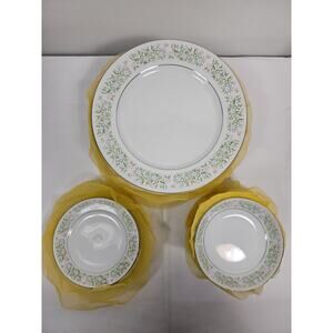 Lot Of 29 Taihei China Springtime Plates and Bowls - Japan, Includes Containers